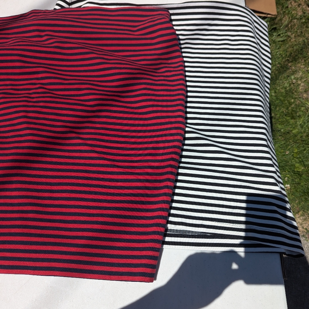 Old navy pencil skirts 2